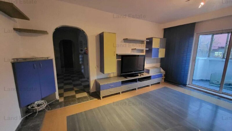 Calea Vitan, Mihai Bravu apartament cu 2 camere, centrala proprie